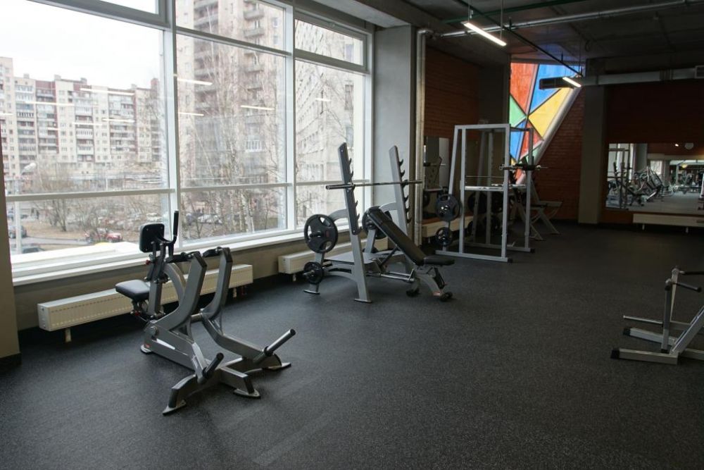 Fitness House Большевиков 7